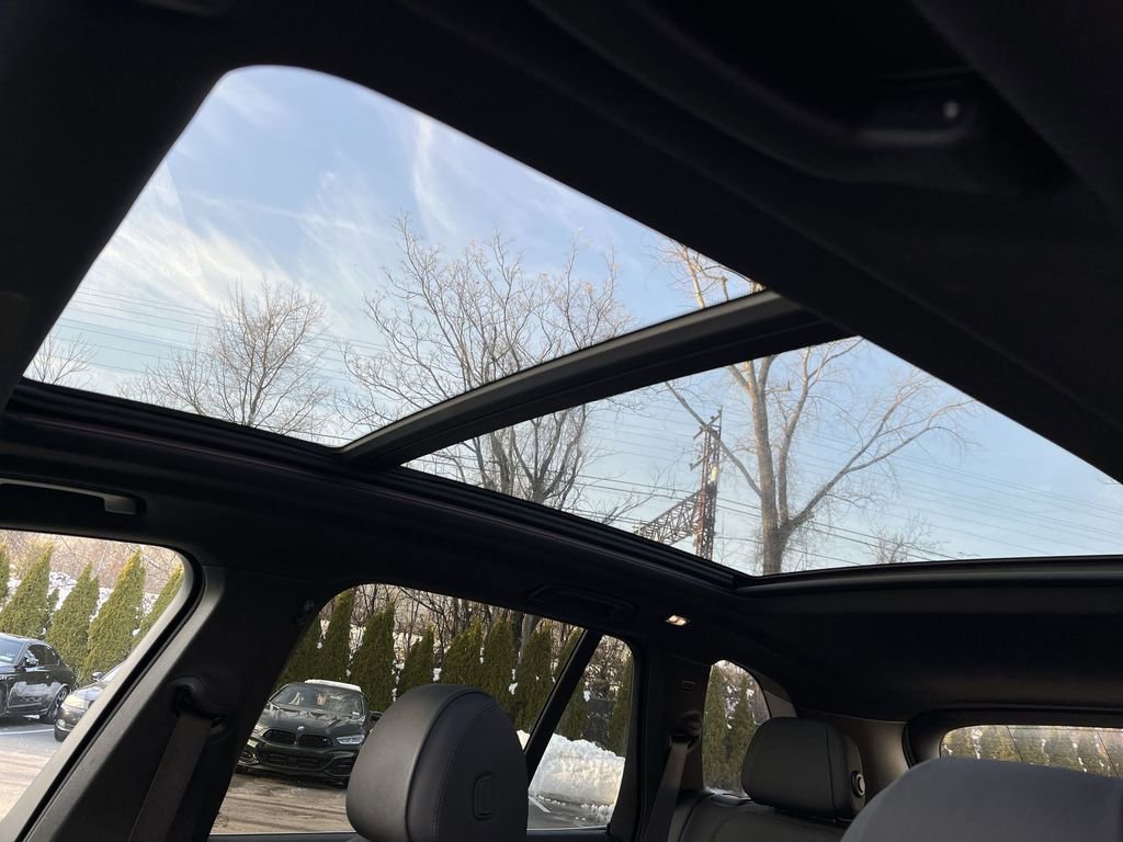 Used 2021 BMW X5 xDrive40i w/ Convenience Package image 11