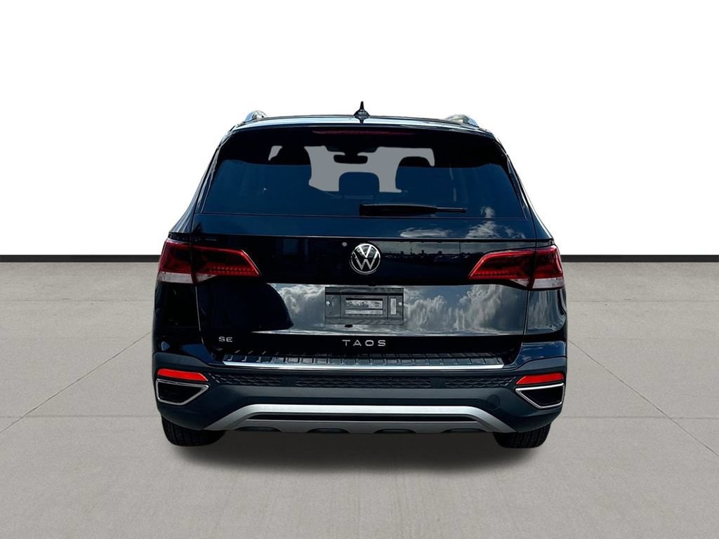 Used 2024 Volkswagen Taos SE FWD image 6