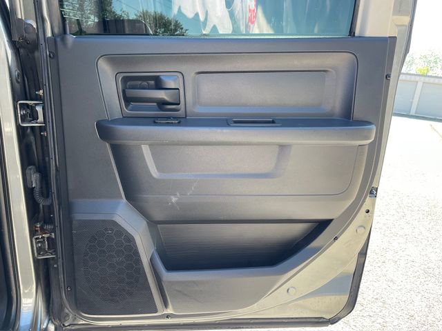 Used 2012 RAM 2500 ST w/ Chrome Appearance Group AWD/4WD image 13