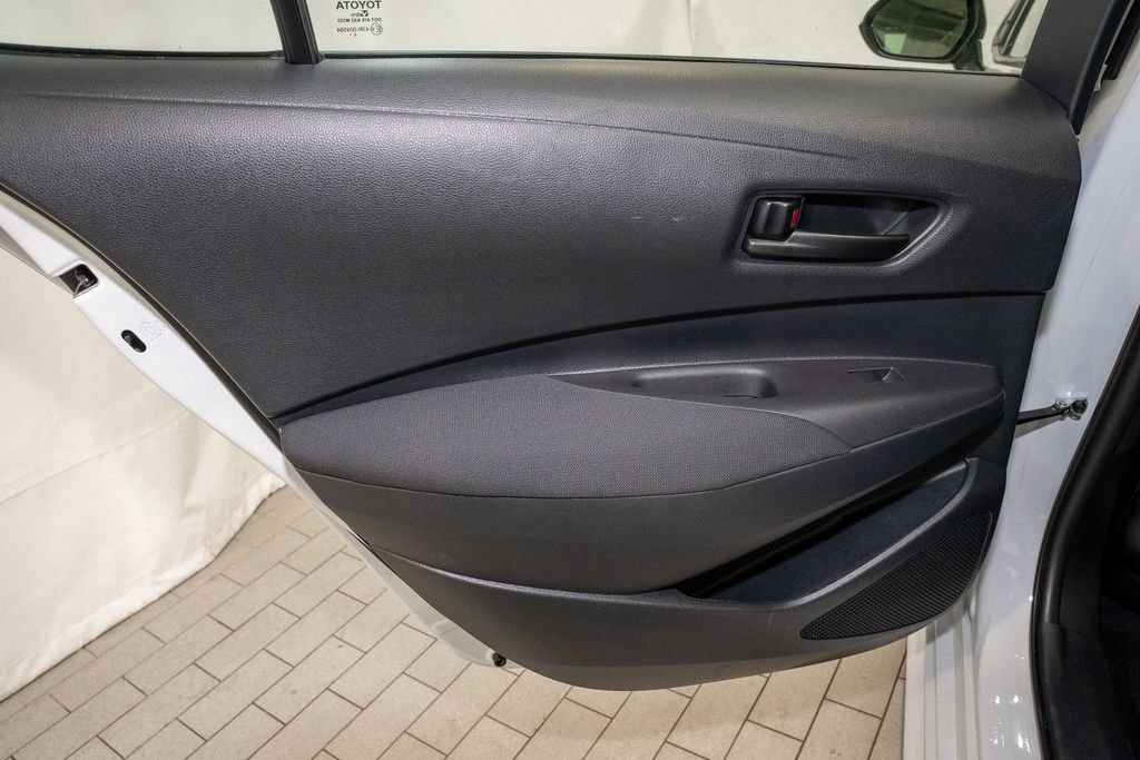 Used 2024 Toyota Corolla LE image 9