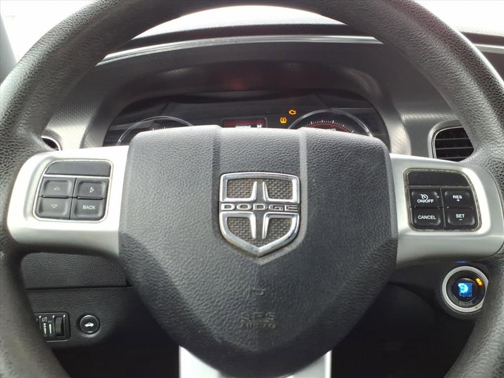 Used 2012 Dodge Charger SE RWD image 18