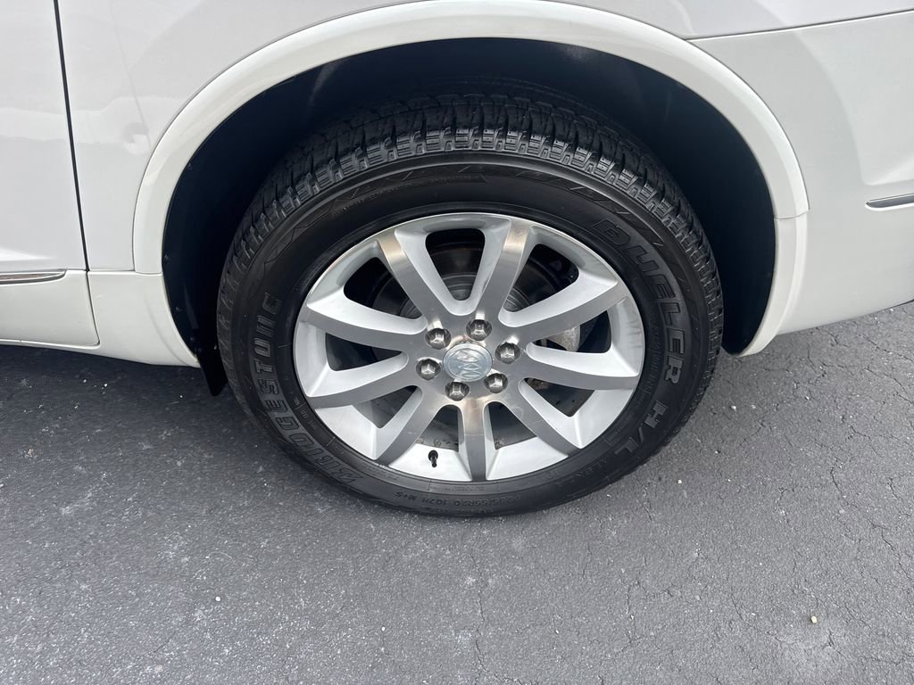 Used 2016 Buick Enclave Premium w/ Experience Buick Package FWD image 12