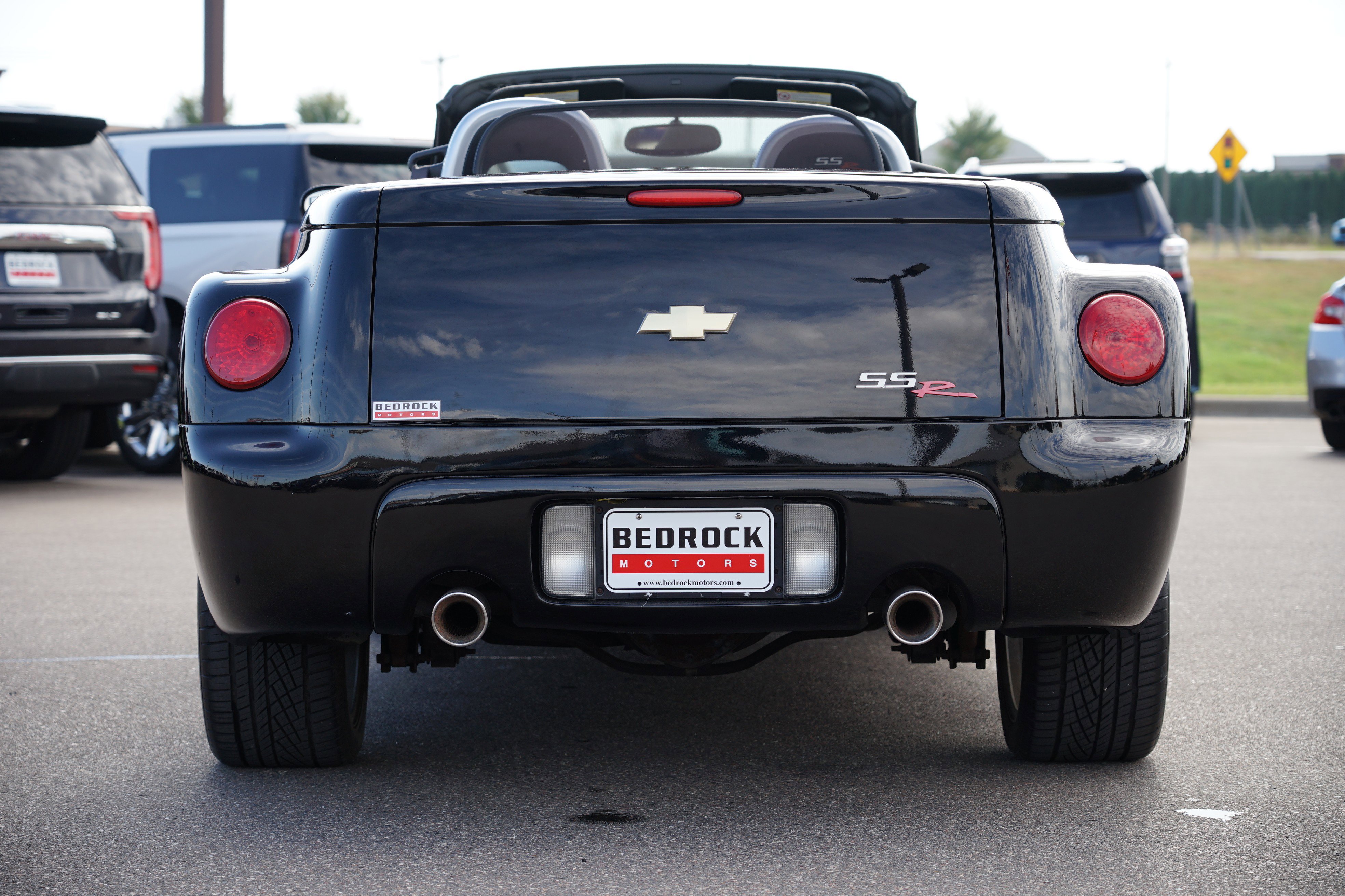 Used 2006 Chevrolet SSR w/ Preferred Equipment Group RWD image 4