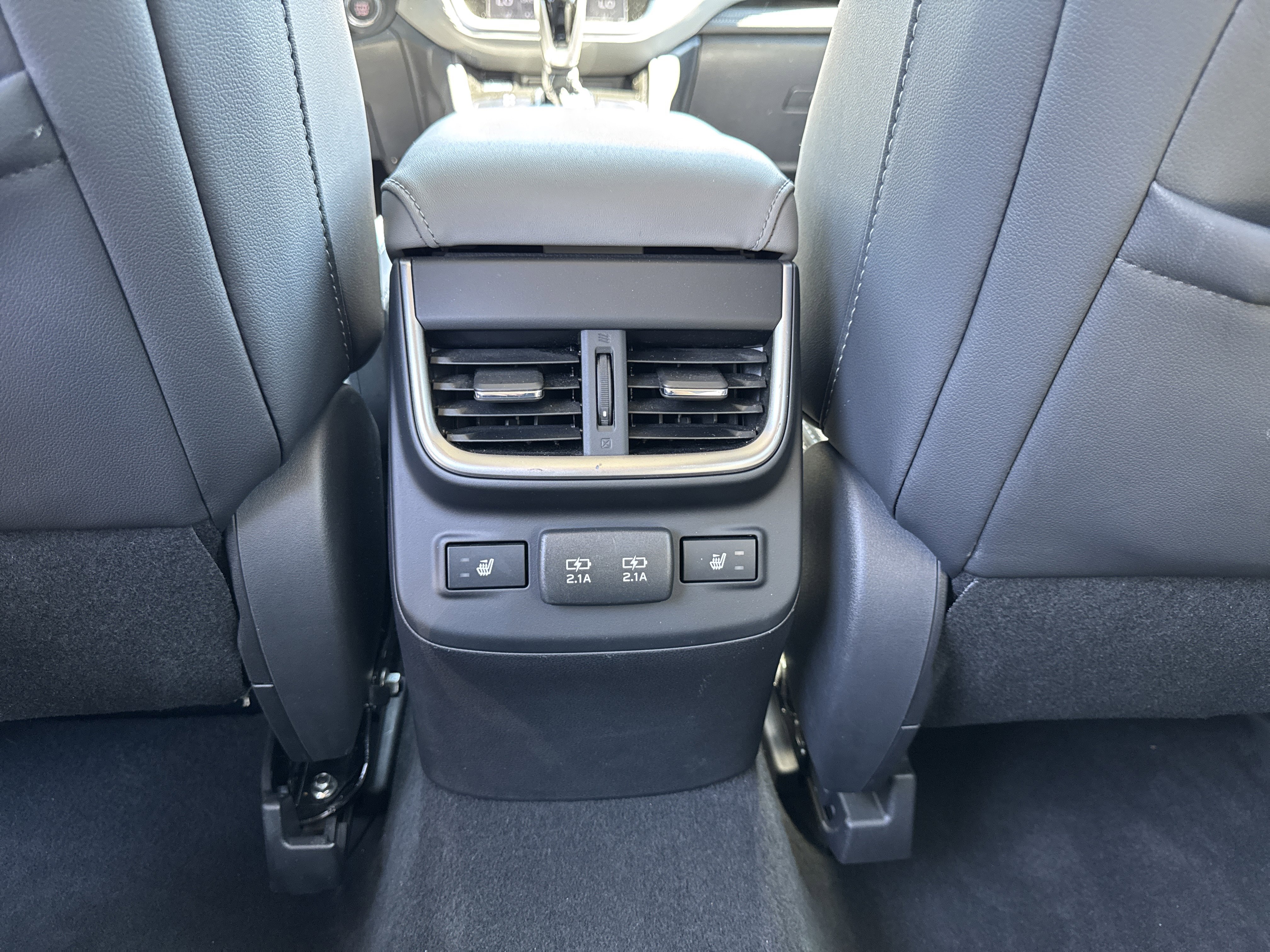 Certified 2022 Subaru Outback Limited AWD/4WD image 18