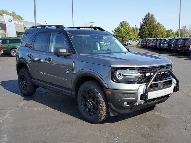 New 2025 Ford Bronco Sport Outer Banks w/ Sasquatch Outer Banks Package image 2