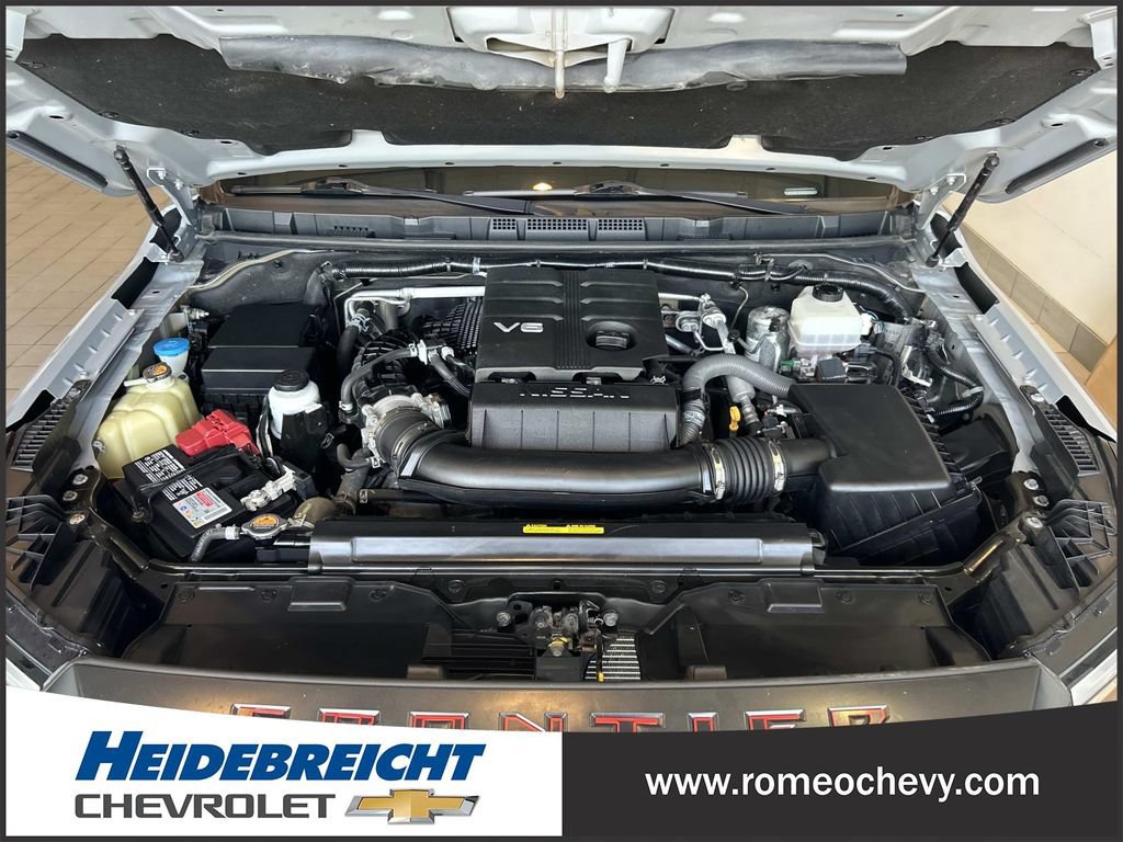Used 2023 Nissan Frontier PRO-4X w/ Pro Convenience Package AWD/4WD image 9