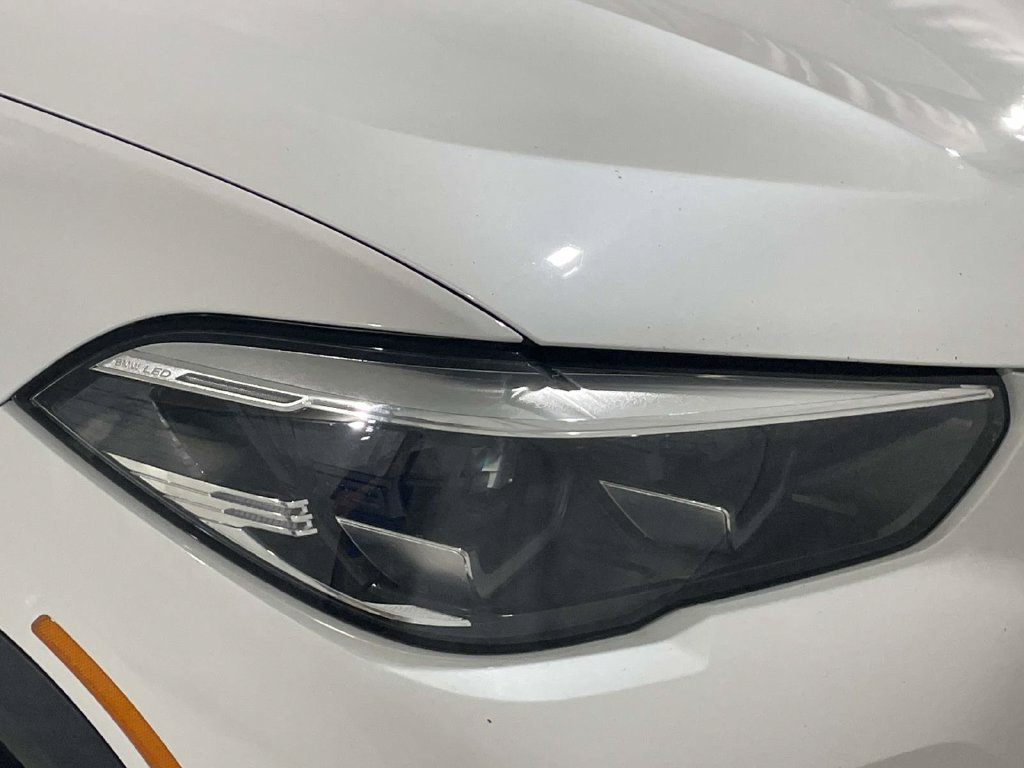 Used 2020 BMW X5 xDrive40i w/ Premium Package AWD/4WD image 12