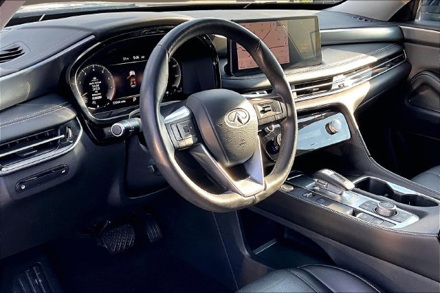 Used 2023 INFINITI QX60 Luxe w/ Cargo Package FWD image 14