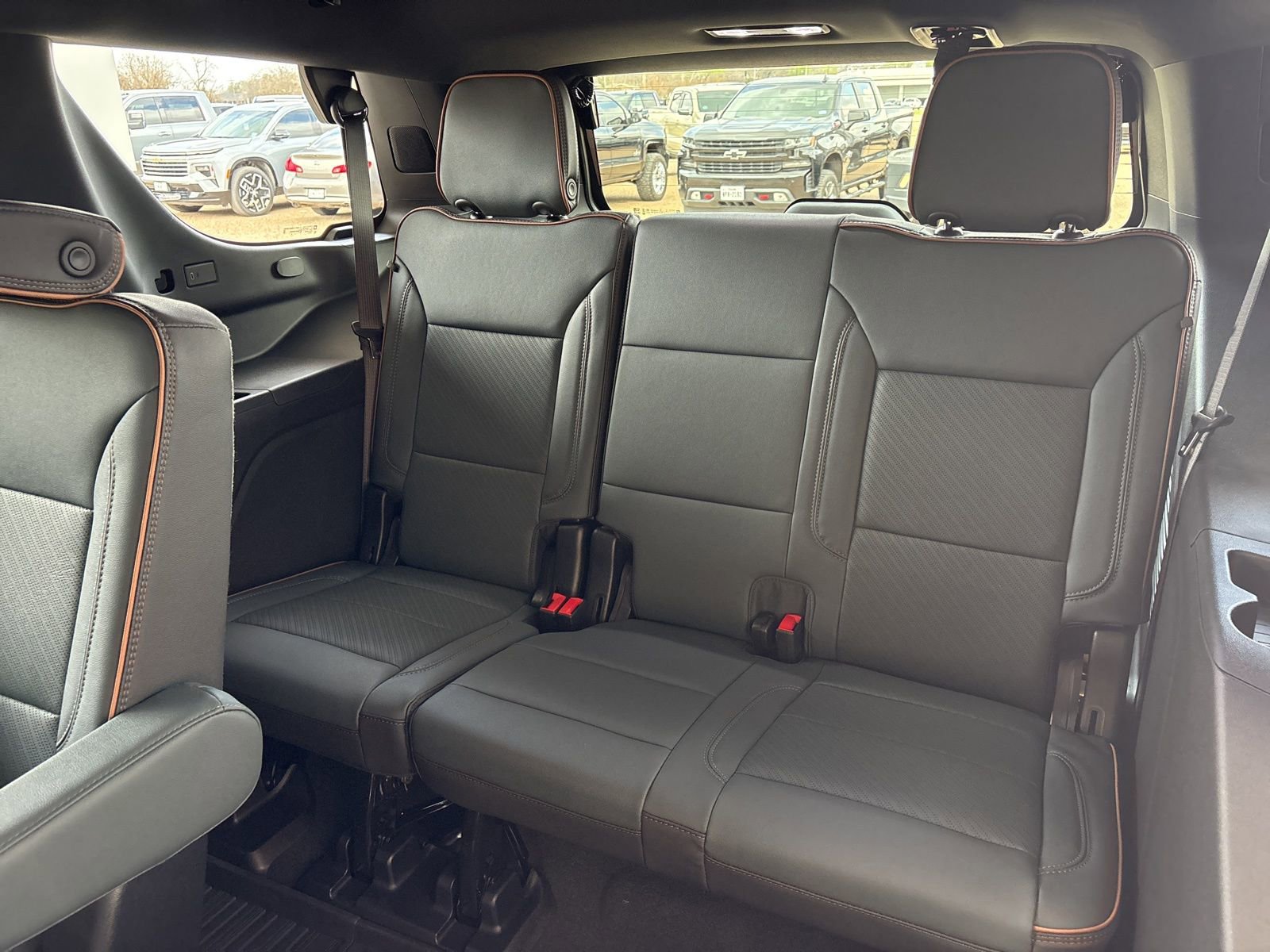 New 2026 GMC Yukon AT4 w/ LPO, Floor Liner Package image 18
