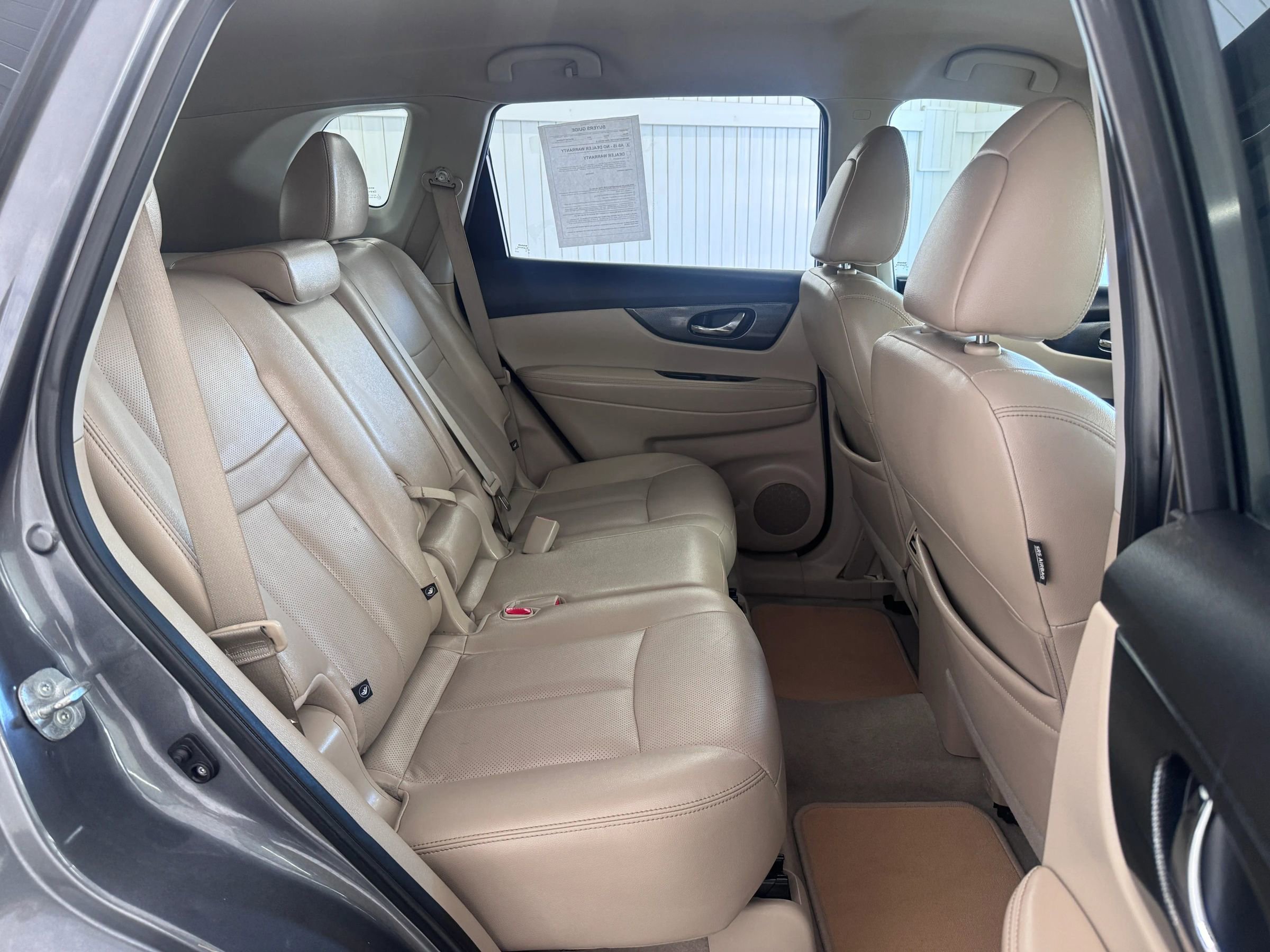 Used 2015 Nissan Rogue SL image 11