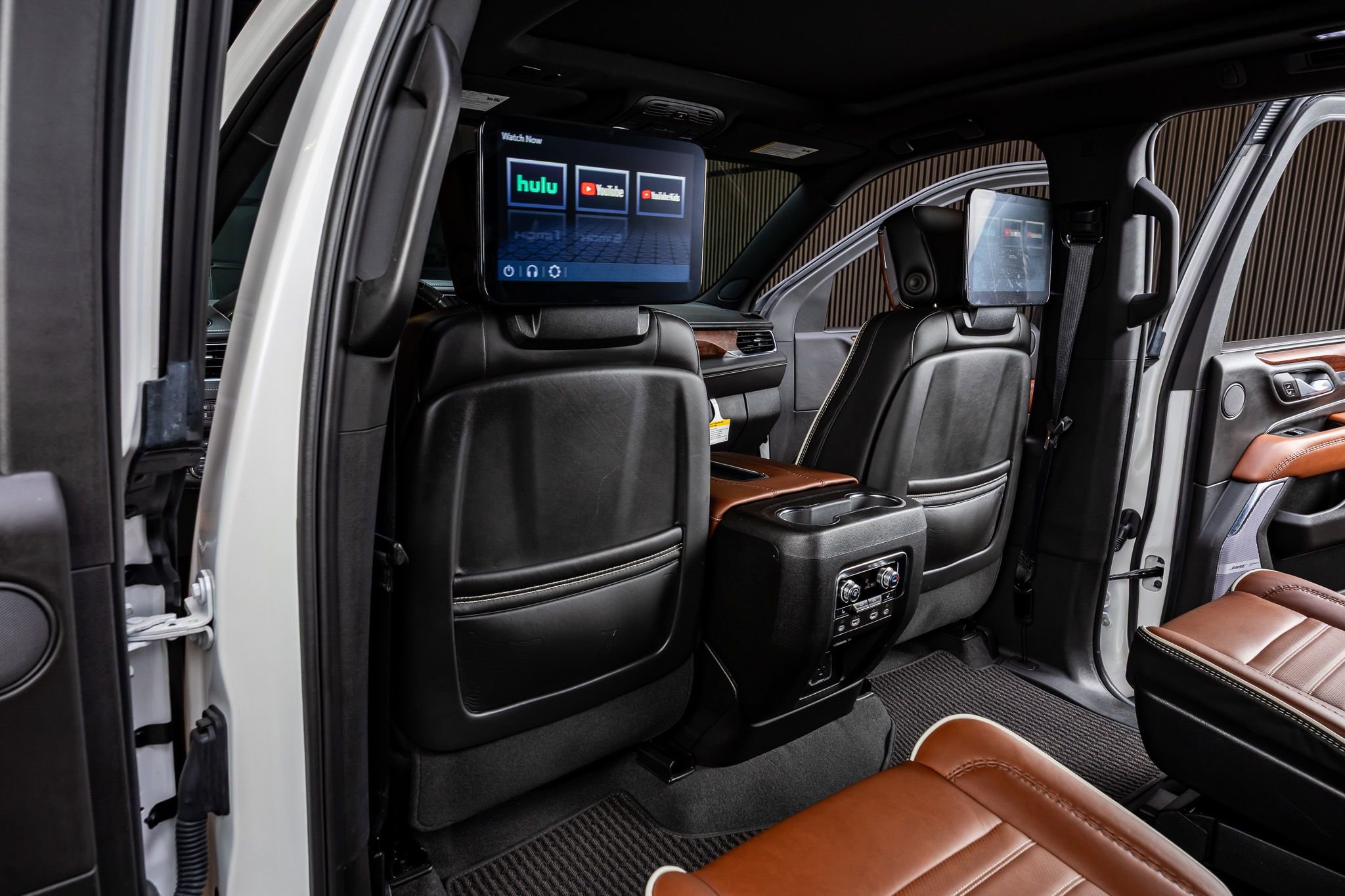 Used 2023 GMC Yukon XL Denali Ultimate image 36