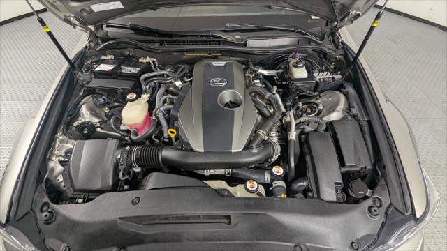 Used 2019 Lexus IS 300 w/ Premium Package RWD image 31