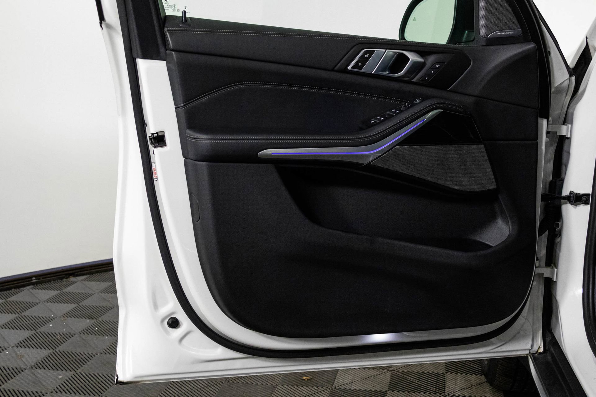 Used 2024 BMW X5 xDrive40i image 34