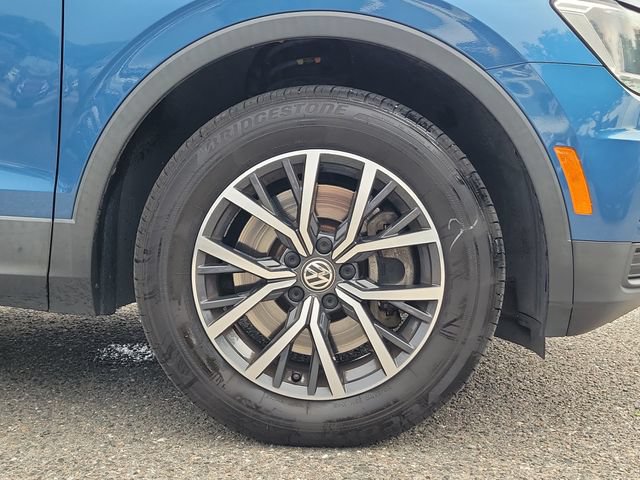Used 2019 Volkswagen Tiguan SE w/ Panoramic Sunroof Package AWD/4WD image 6
