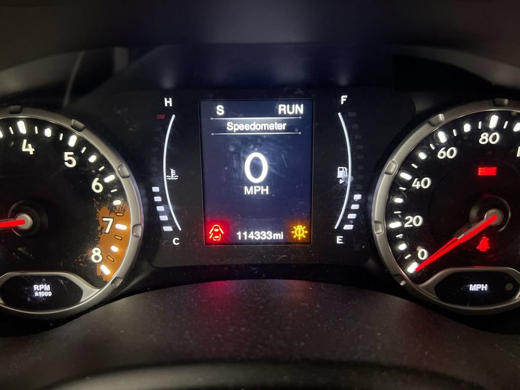 Used 2018 Jeep Renegade Altitude FWD image 13