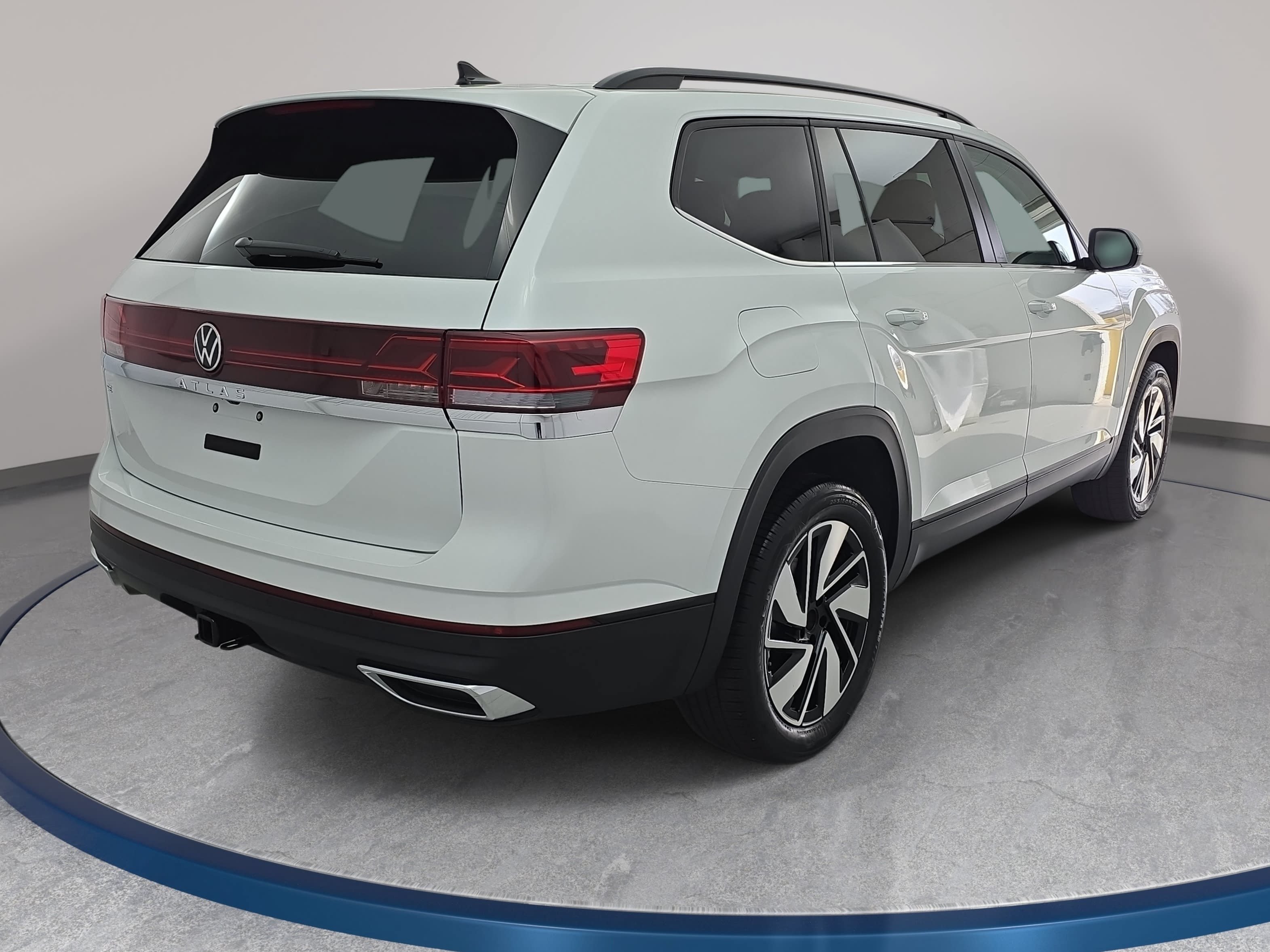 New 2026 Volkswagen Atlas SE FWD image 5