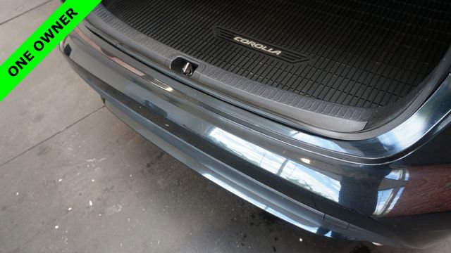 Used 2020 Toyota Corolla LE FWD image 40