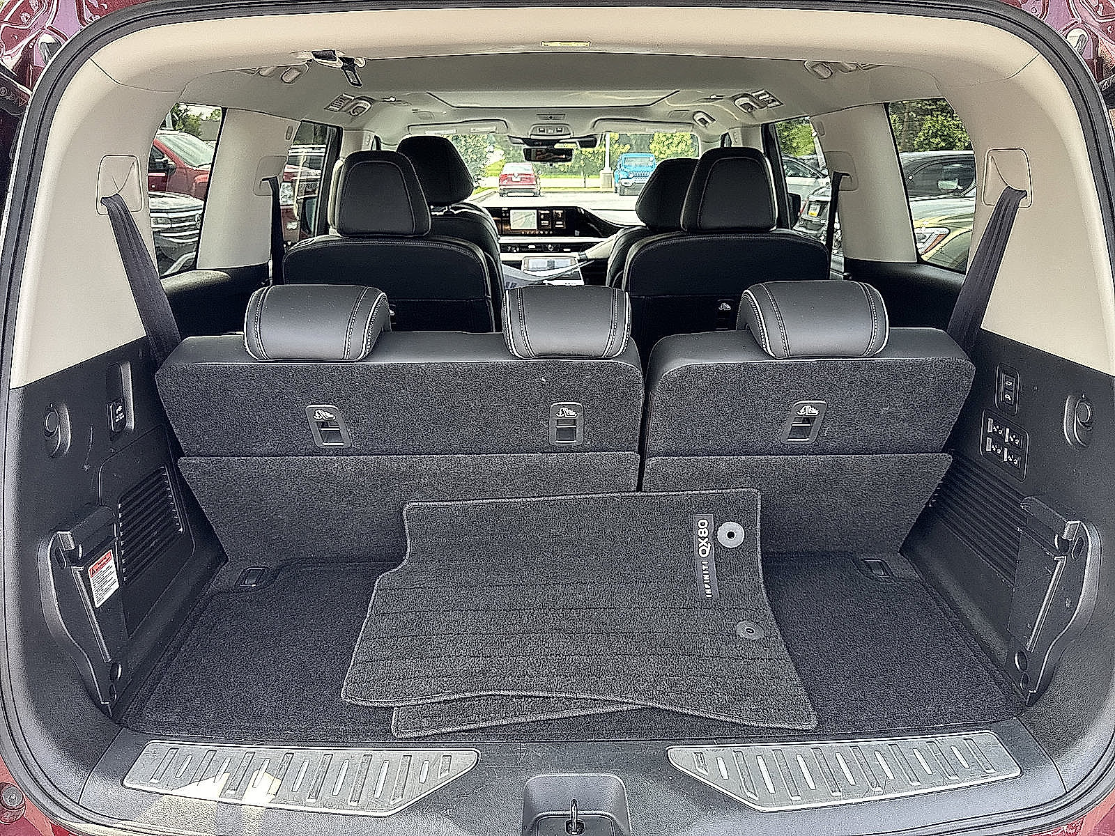 Certified 2025 INFINITI QX80 Sensory w/ Exterior Package AWD/4WD image 25
