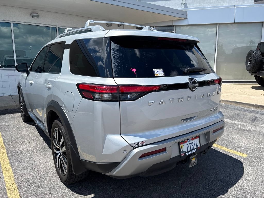 Certified 2023 Nissan Pathfinder Platinum AWD/4WD image 8