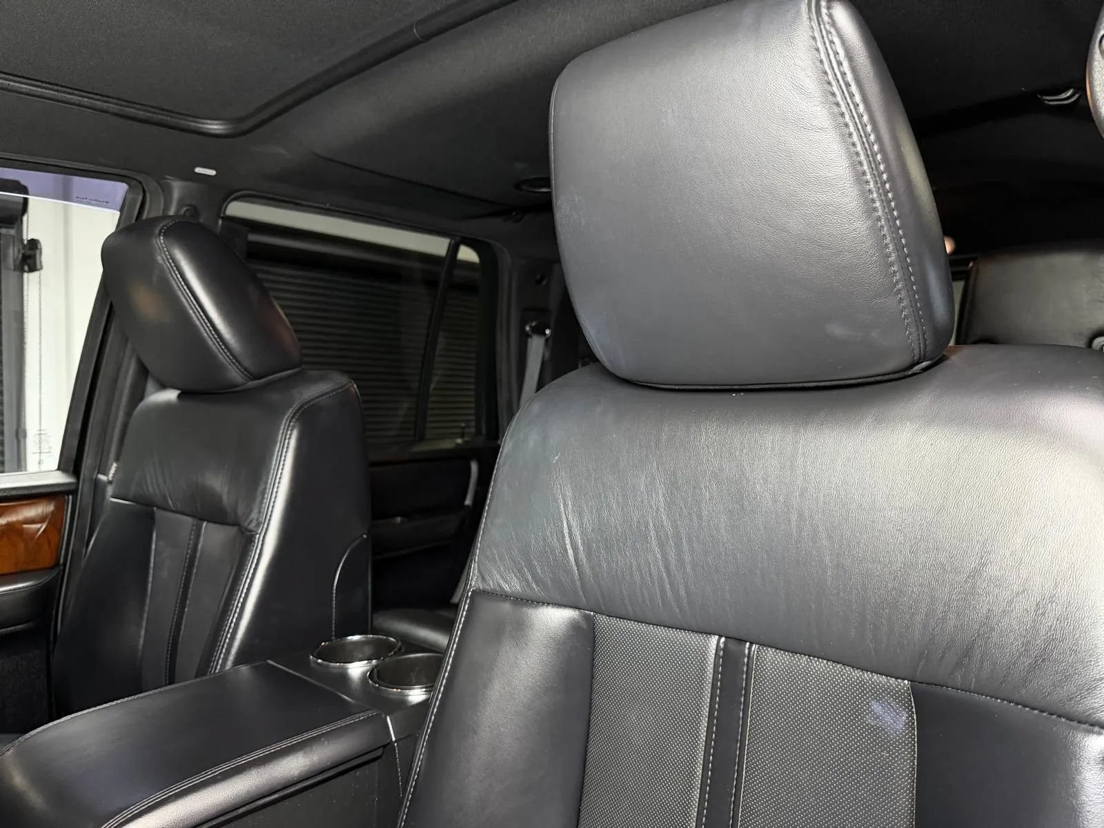 Used 2017 Lincoln Navigator Select AWD/4WD image 30