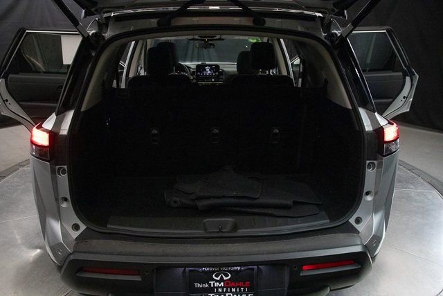 Used 2023 Nissan Pathfinder SV w/ SV Premium Package image 20