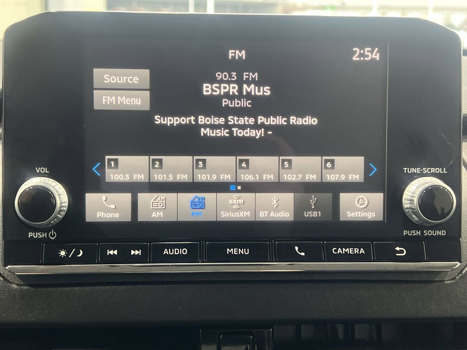 Used 2024 Mitsubishi Outlander ES image 16