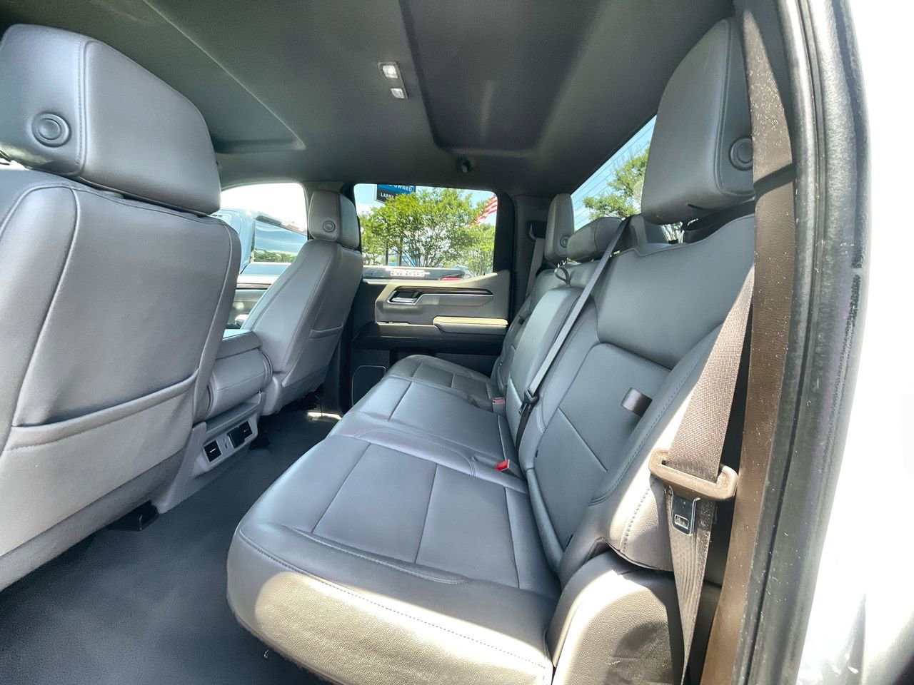 Used 2024 GMC Sierra 1500 SLT AWD/4WD image 24