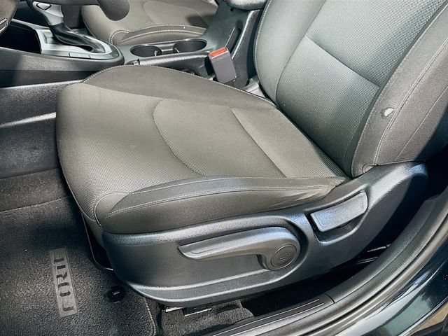 Used 2023 Kia Forte LXS FWD image 9