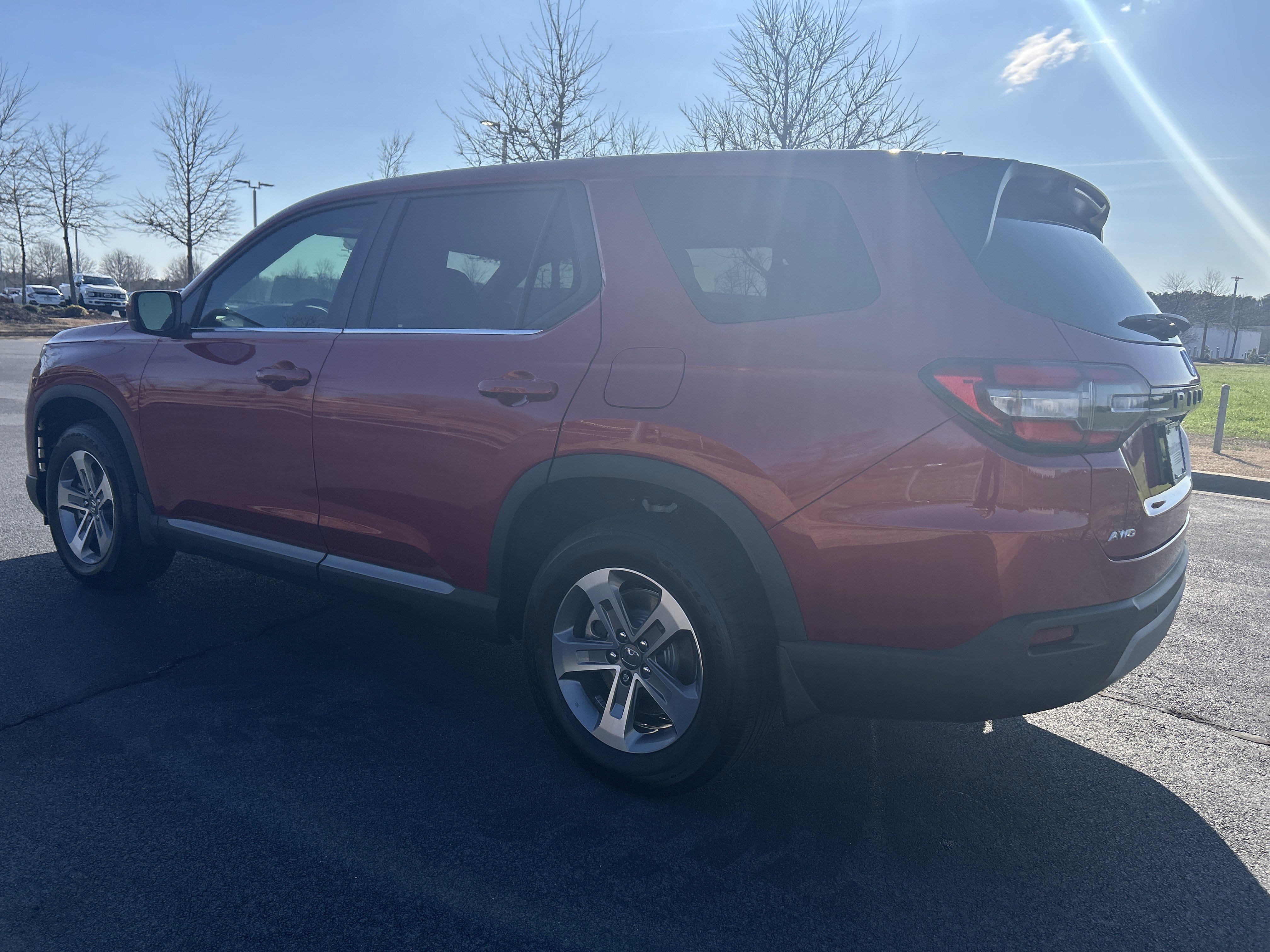 Used 2025 Honda Pilot EX-L image 28