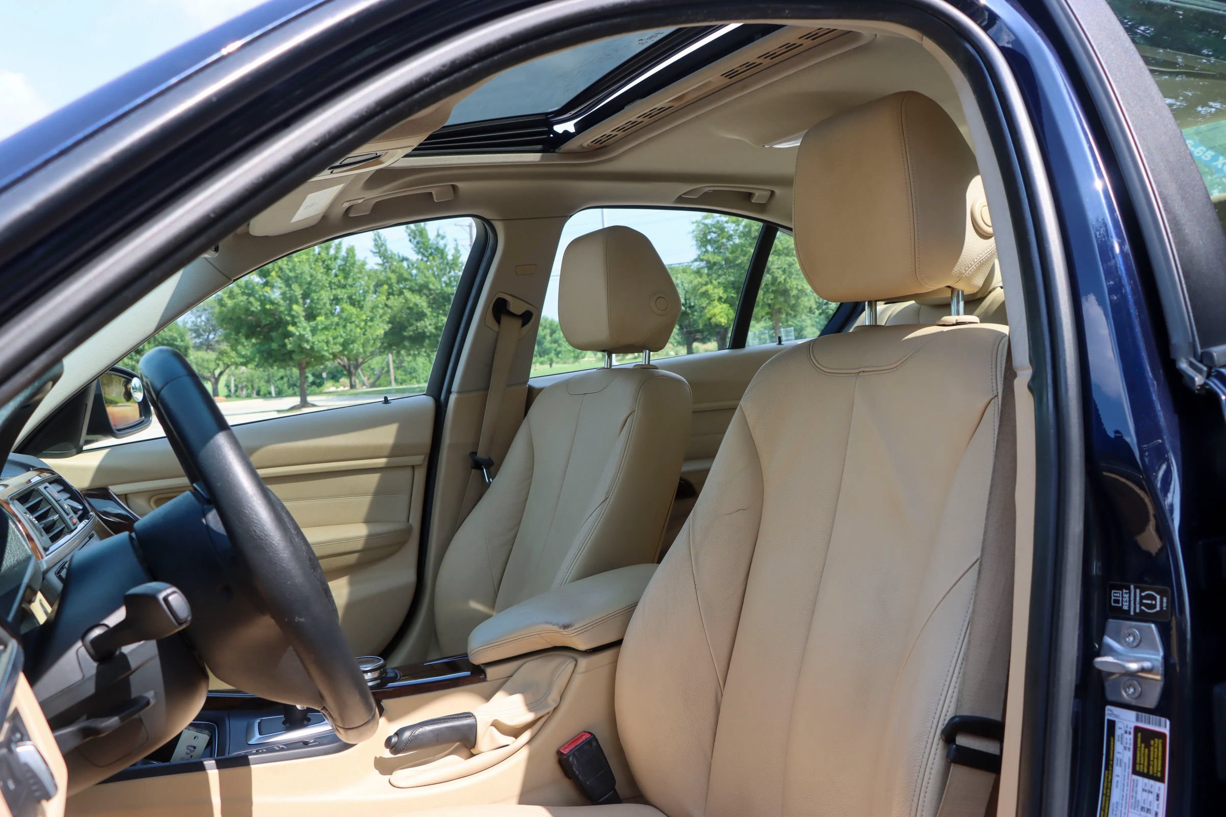 Used 2014 BMW 328i Sedan RWD image 15