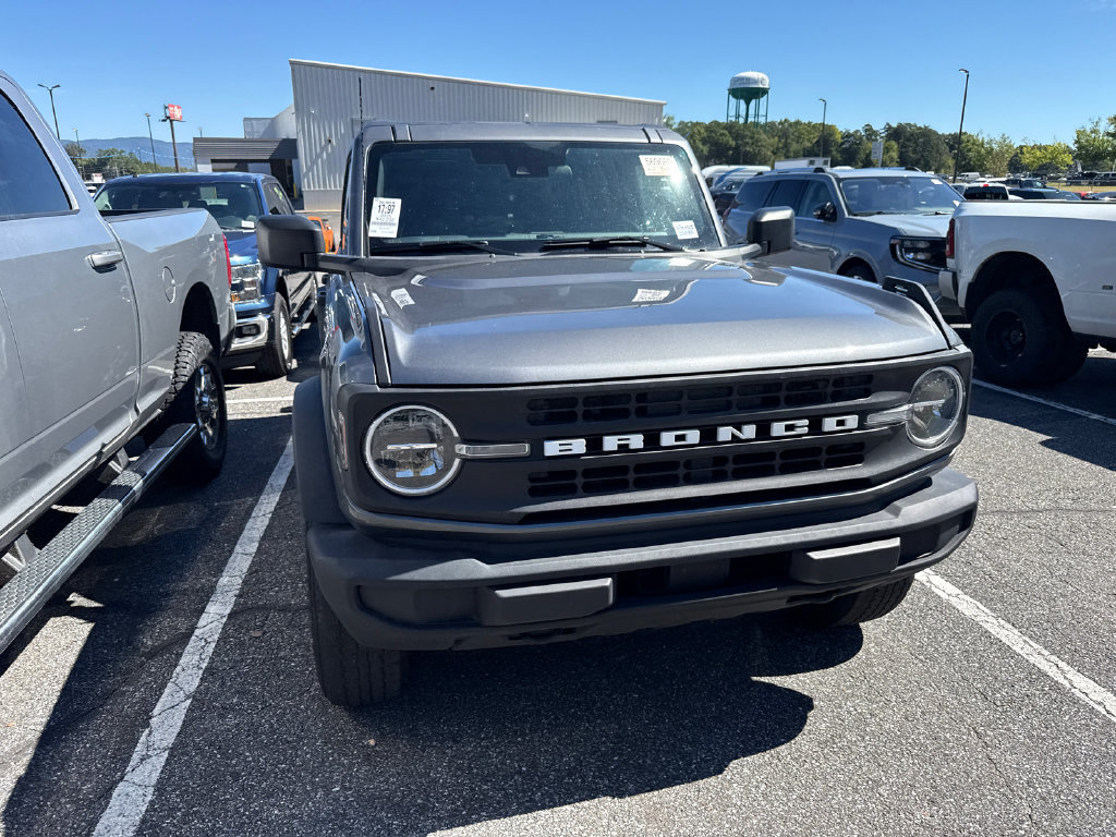 Used 2025 Ford Bronco Big Bend AWD/4WD image 3
