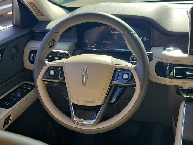 Certified 2024 Lincoln Aviator Reserve w/ Equipment Group 201A RWD image 21