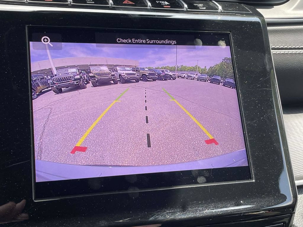 Used 2025 Jeep Grand Cherokee Altitude AWD/4WD image 36