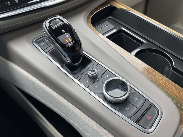 Used 2022 Cadillac Escalade Sport Platinum image 32