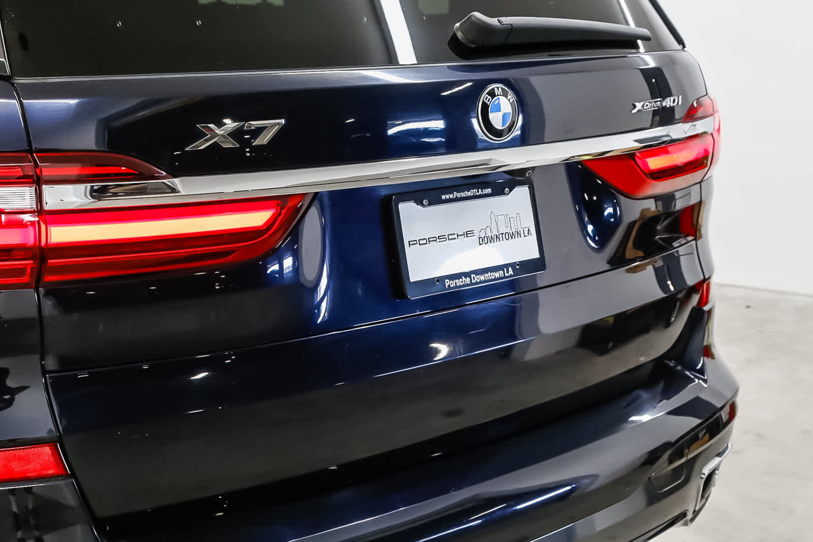 Used 2019 BMW X7 xDrive40i w/ Premium Package AWD/4WD image 12