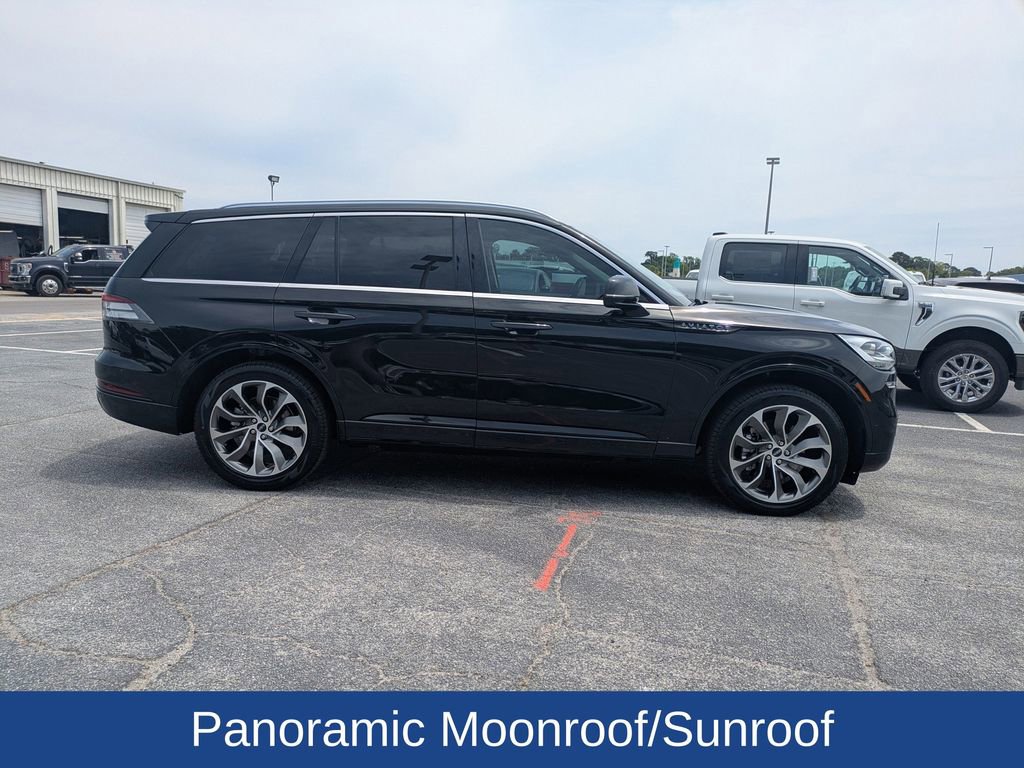 Used 2022 Lincoln Aviator Grand Touring w/ Equipment Group 301A image 3