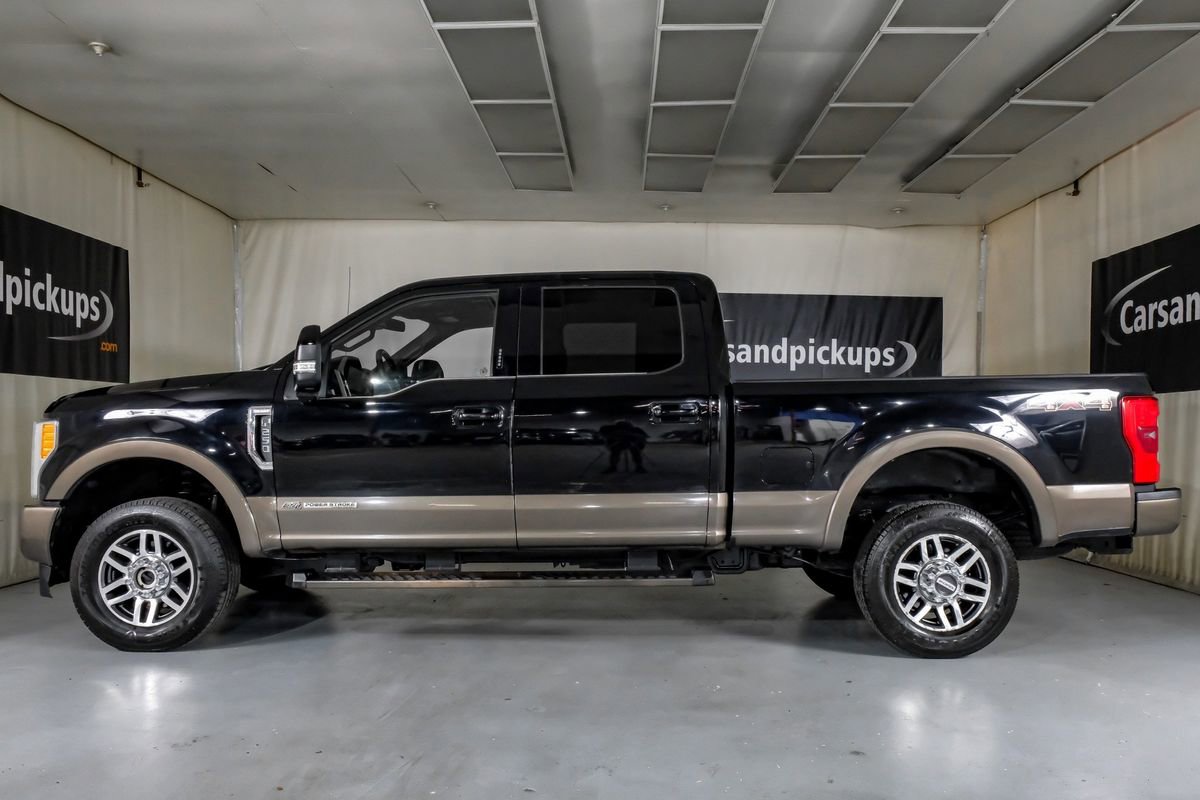 Used 2017 Ford F250 King Ranch w/ King Ranch Ultimate Package AWD/4WD image 11