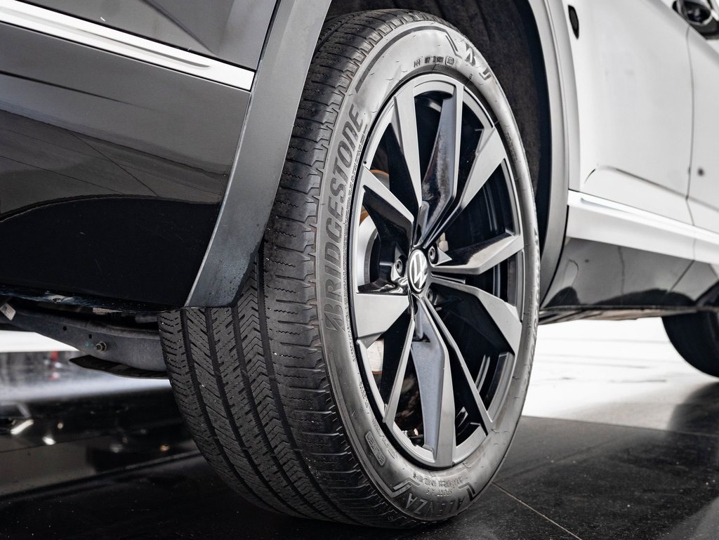 Used 2024 Volkswagen Atlas SEL Premium R-Line image 41