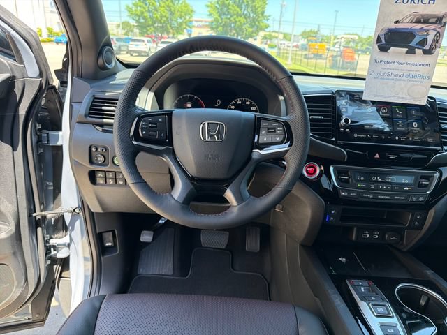 New 2026 Honda Ridgeline Black Edition image 16