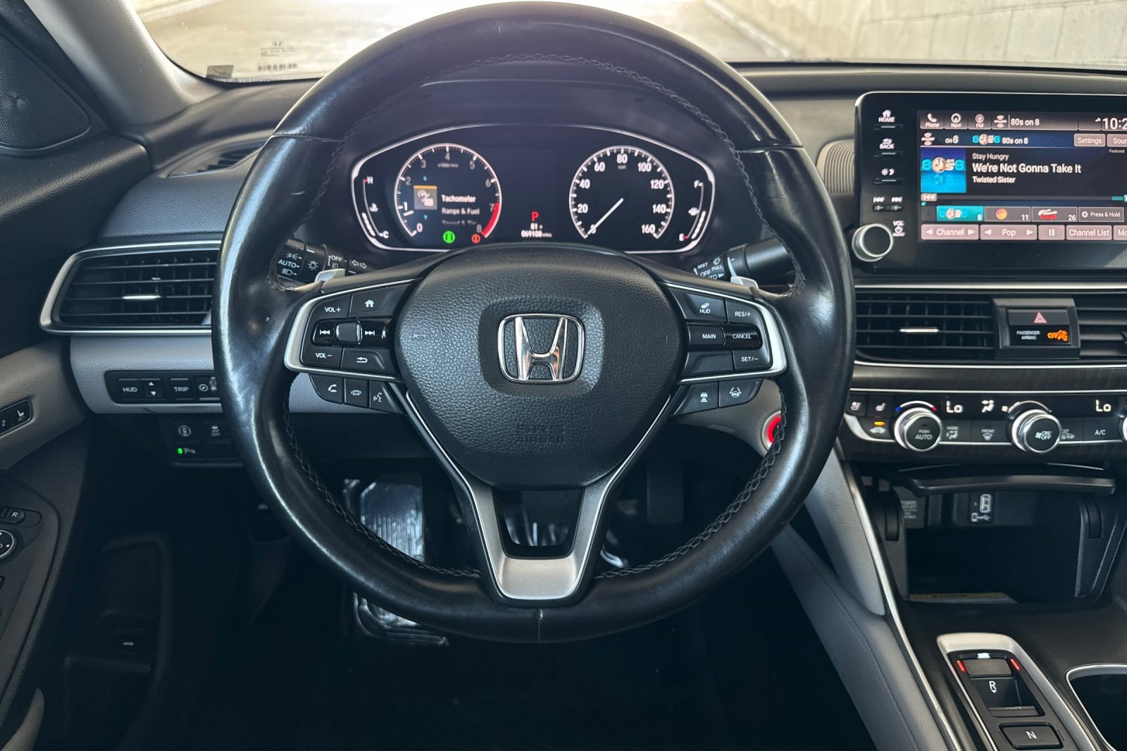 Used 2018 Honda Accord Touring image 28