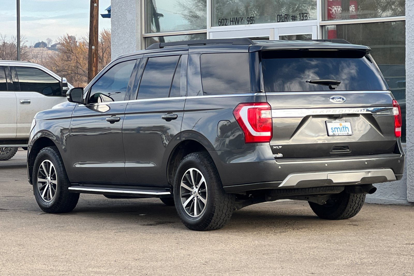 Used 2020 Ford Expedition XLT w/ Equipment Group 202A image 6