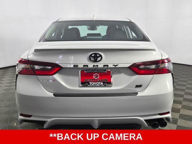 Used 2024 Toyota Camry SE image 7