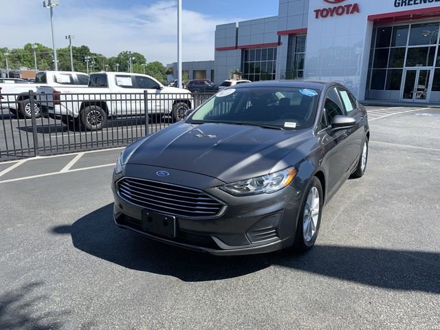 Used 2019 Ford Fusion SE FWD image 4