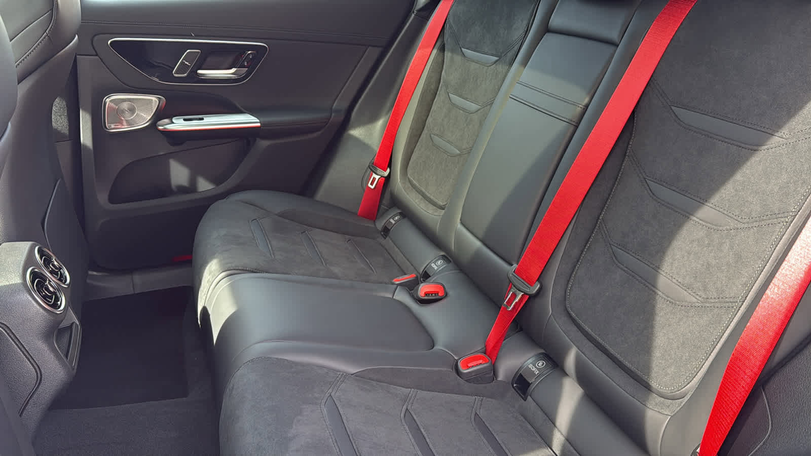 New 2025 Mercedes-Benz GLC 63 AMG S image 33