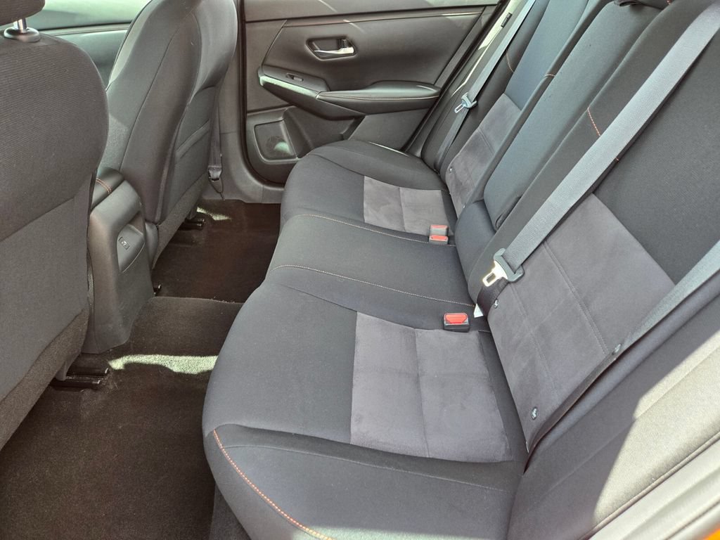 Certified 2021 Nissan Sentra SR FWD image 13