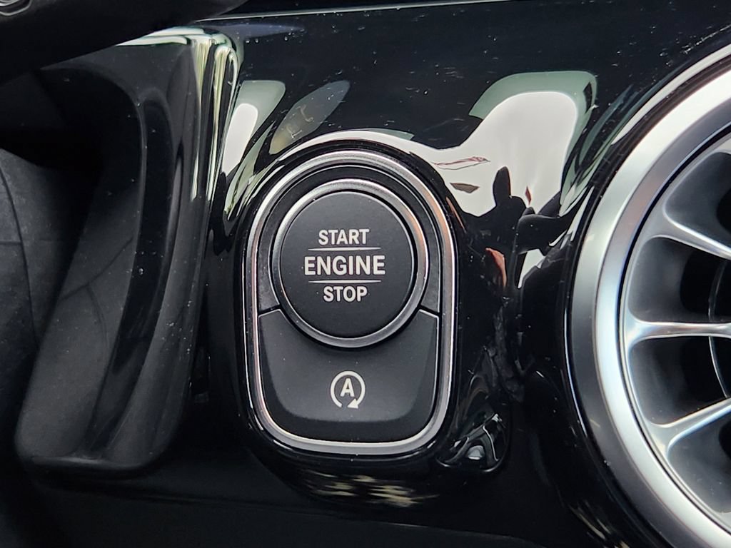 New 2026 Mercedes-Benz GLA 250 4MATIC image 21