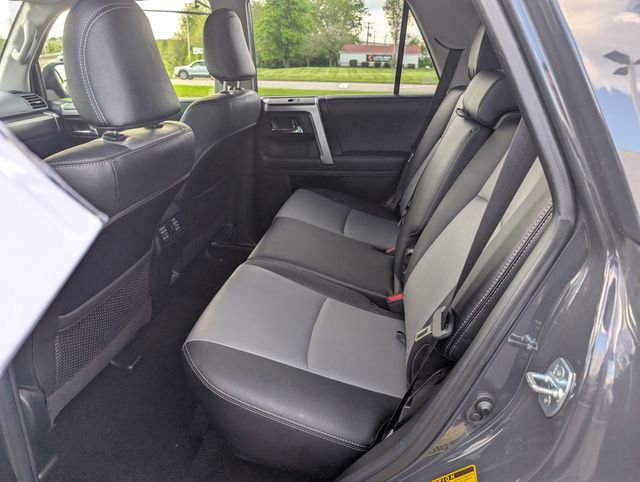 Used 2024 Toyota 4Runner SR5 Premium w/ Moonroof Package AWD/4WD image 9