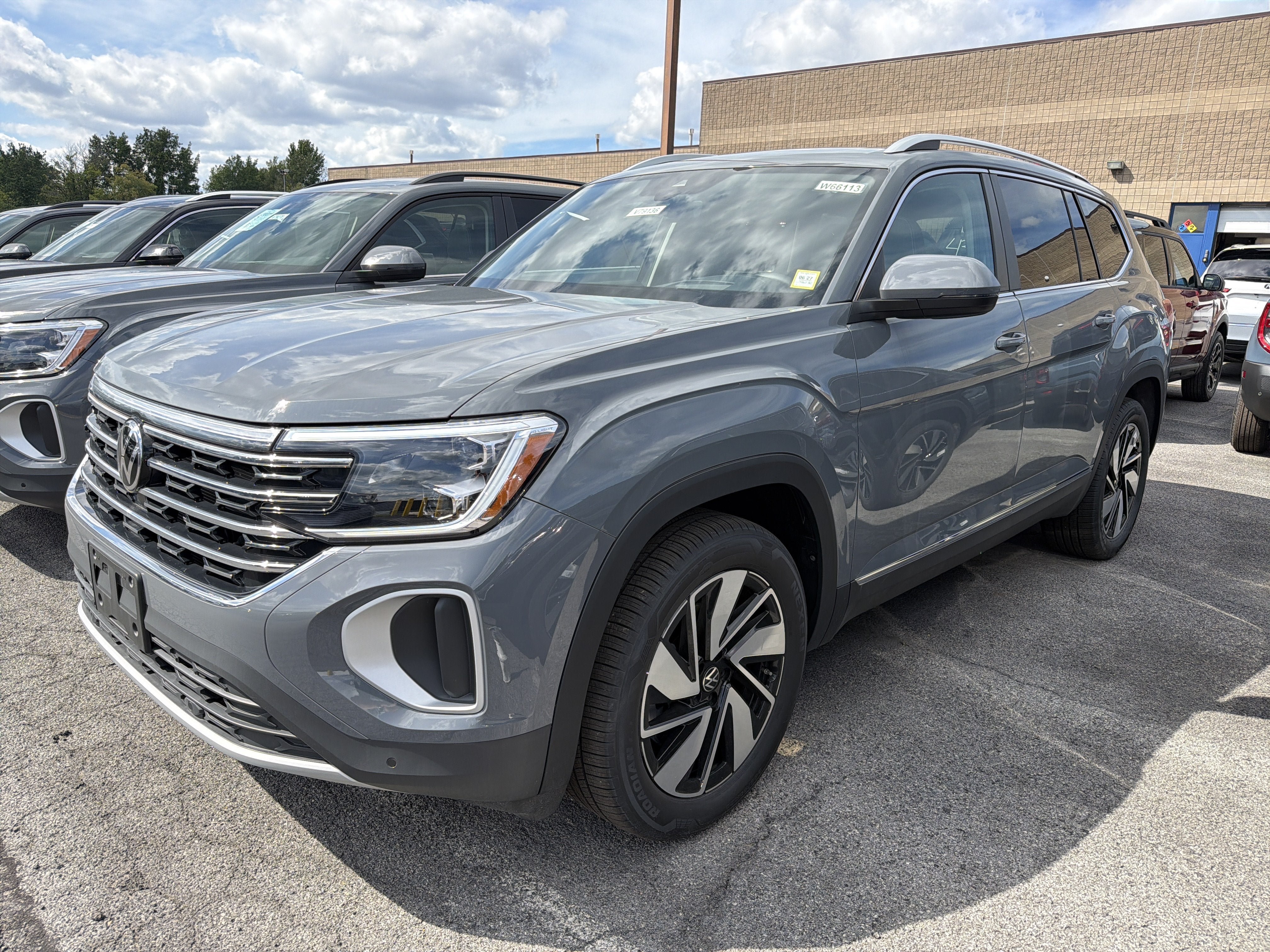 New 2026 Volkswagen Atlas SEL AWD/4WD image 4