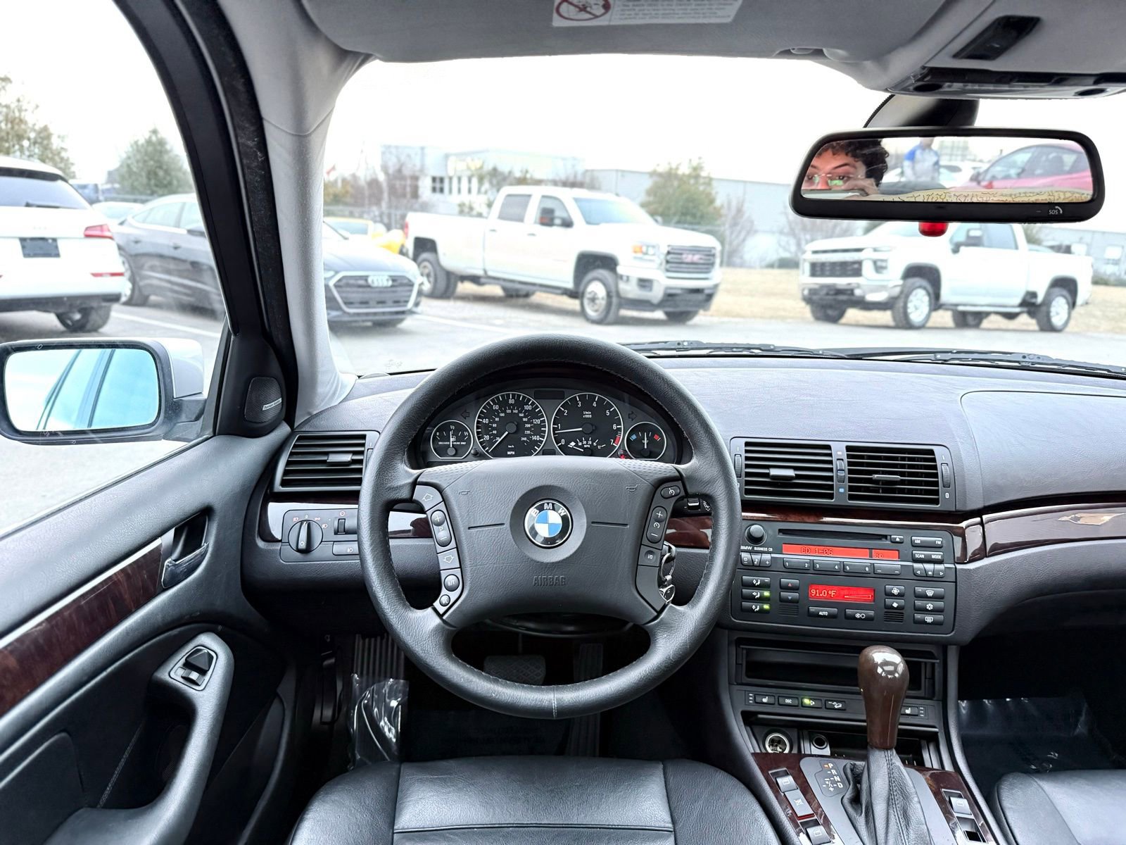 Used 2005 BMW 330xi Sedan image 38