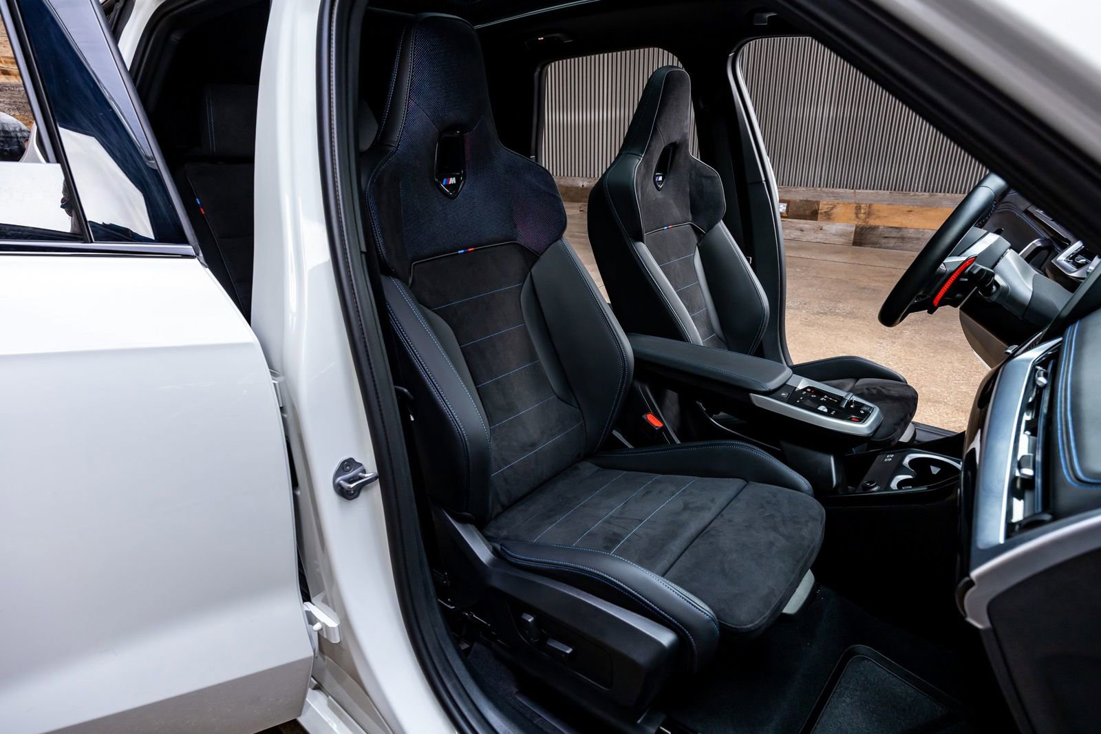 Used 2025 BMW X1 M35i w/ Premium Package image 26